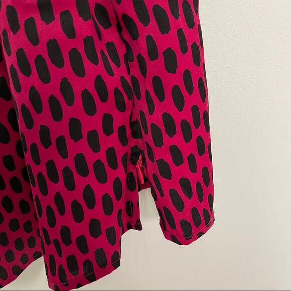 ELIZABETH MCKAY Tank Size 2 Dot Silk Stretch Blend Button Up Blouse Animal Spots - Picture 7 of 10